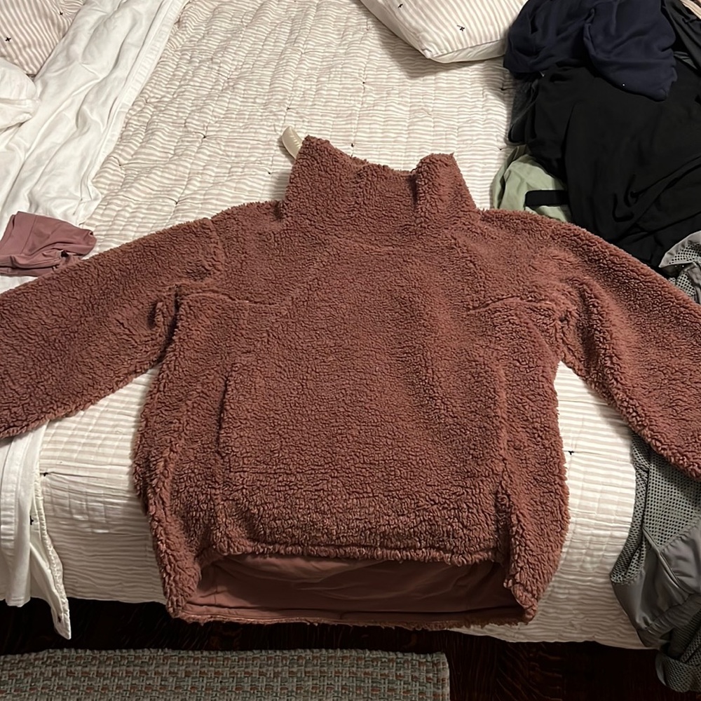 Lululemon cowl neck fleece